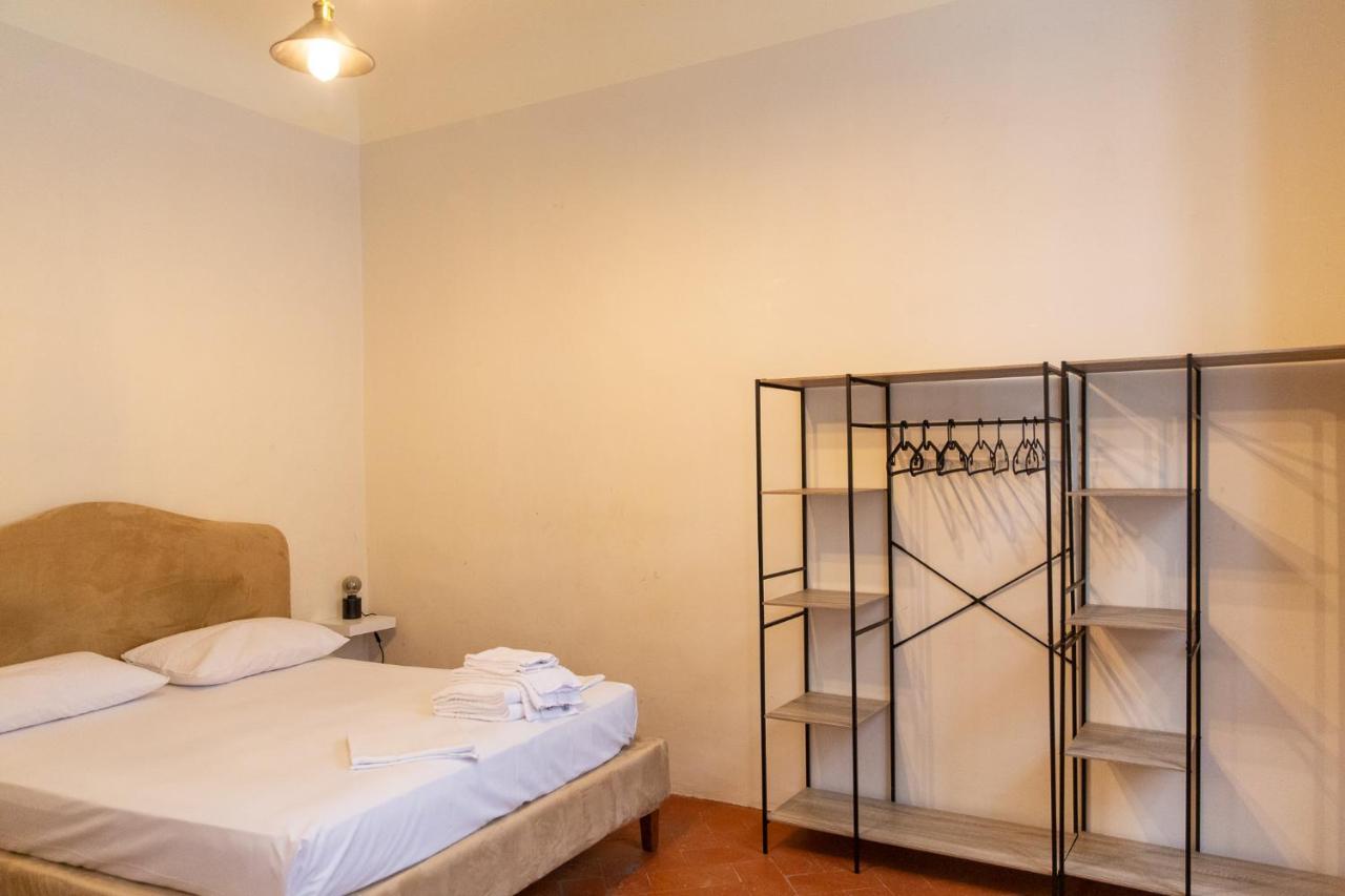 Charming Apartment By Bargello Museum Florence Exterior photo