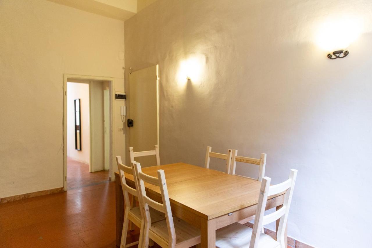 Charming Apartment By Bargello Museum Florence Exterior photo